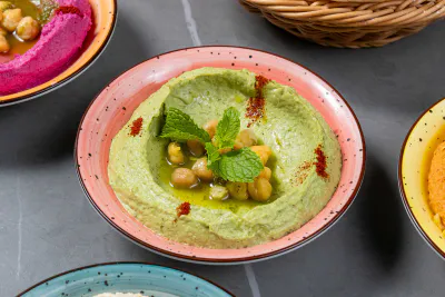 Pesto Hummus
